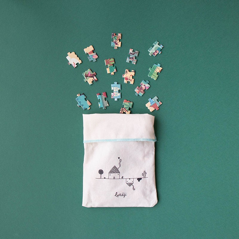 Medieval puzzle in pocket format